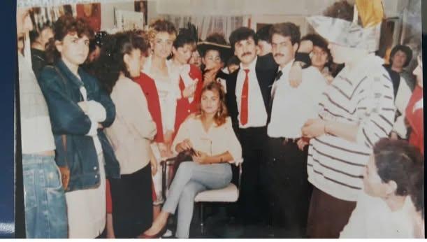 Arşiv — Hasan Biskin ve Sibel Can, salon çekimi